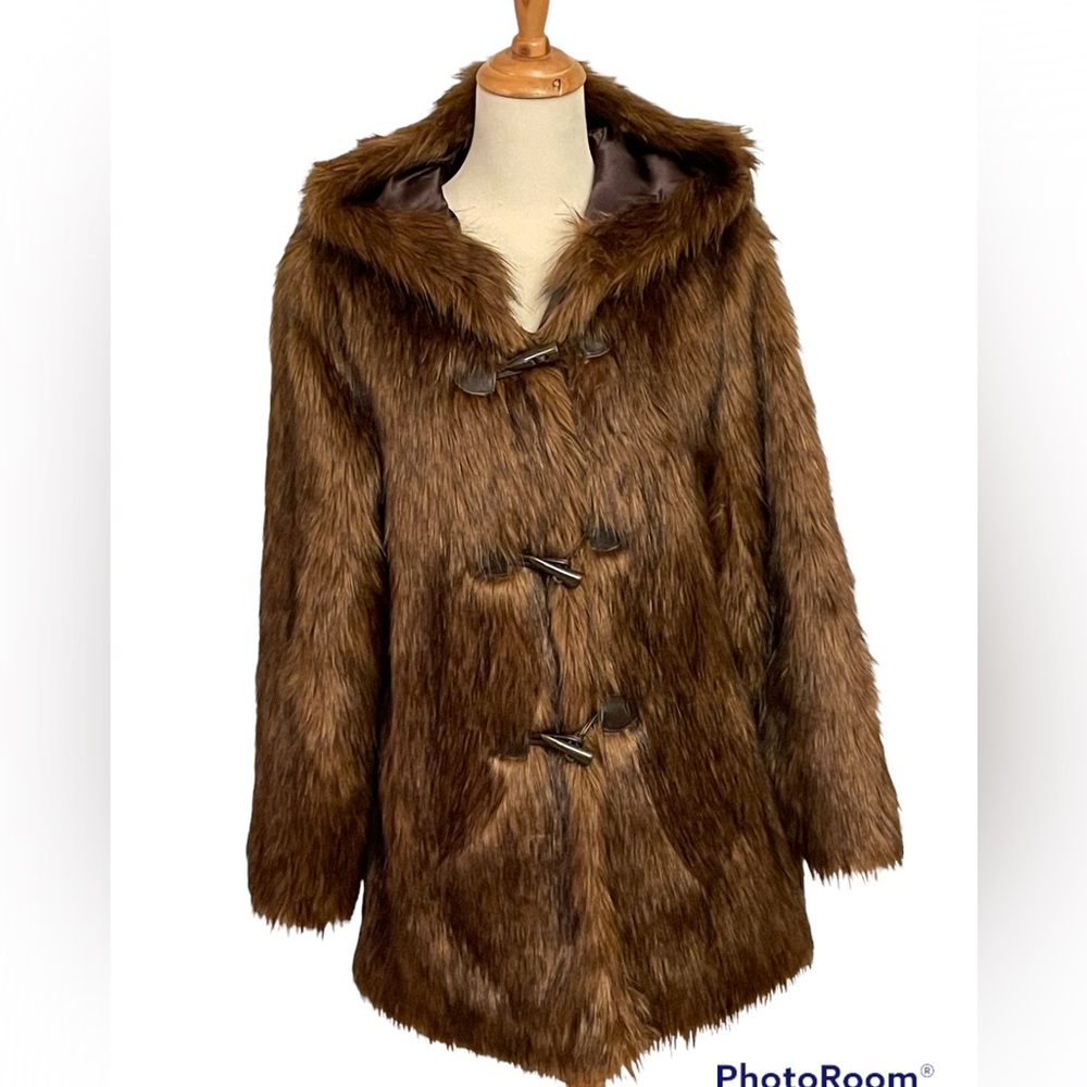 NWT Fabulous Faux Fur Mid Length Parka Style Coat by Pamela McCoy Size Medium